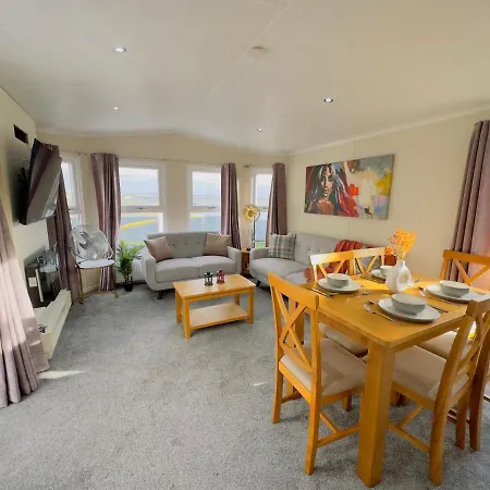 Lakedistrict Caravan By Sleepy Holiday home *